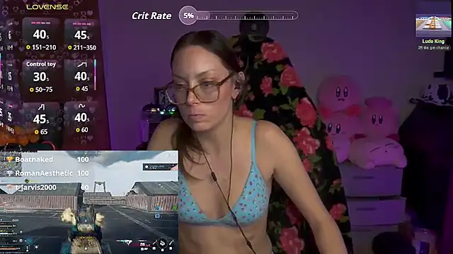 Pokazy przed kamerką – SpaceCowWhore