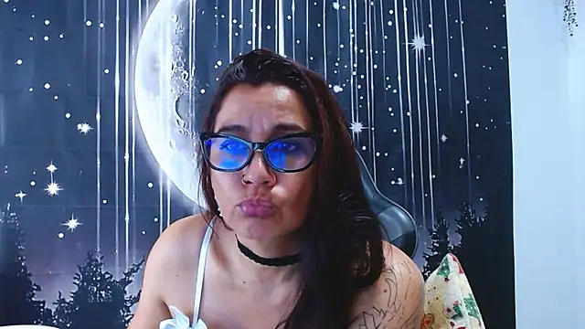 Hikaryfire 라이브 XXX 채팅