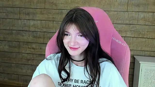 Chatroom XXX en direct de SophiaProve