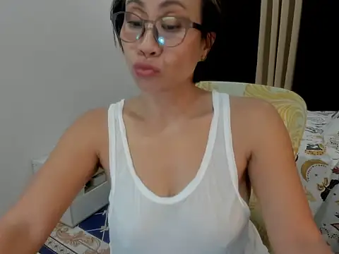 Chat +18 de sweetkaley ao vivo
