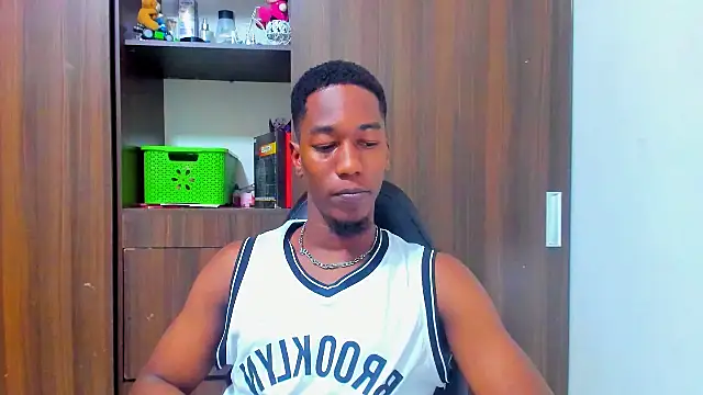 Dreamastercum_: онлайн-секс-чат