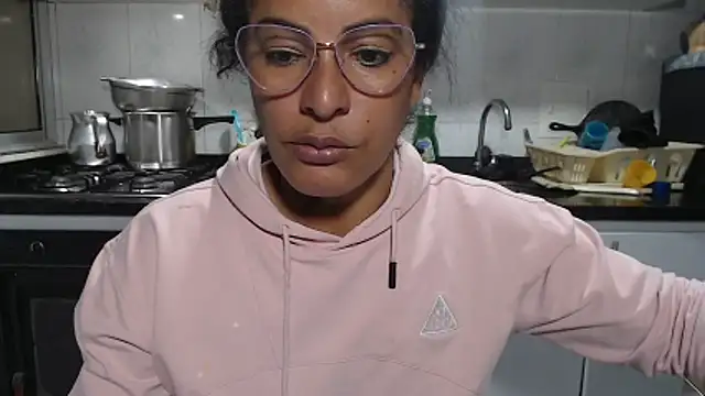 kateleyagrey 现场XXX聊天