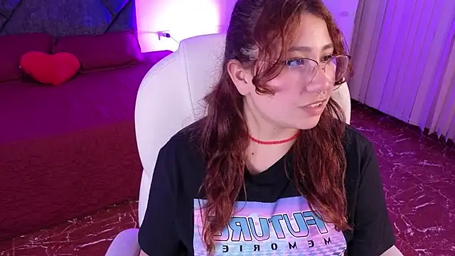 แชท XXX สดของ littlee_red