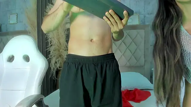 StevenAndLaura Webcam-Show