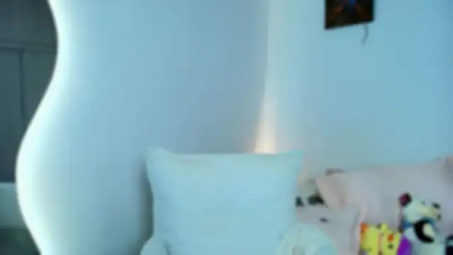 XXX chat uživo modela Isaa_Coleman_