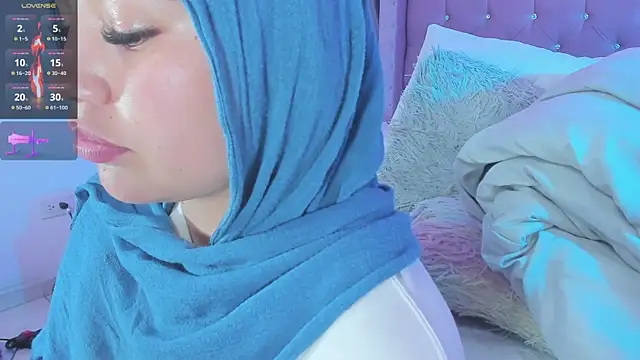 Nayla-Mouna Webcam Show