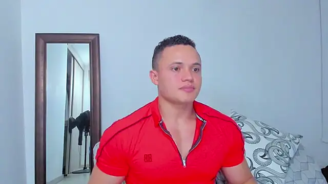 KingLevi01 webcam show