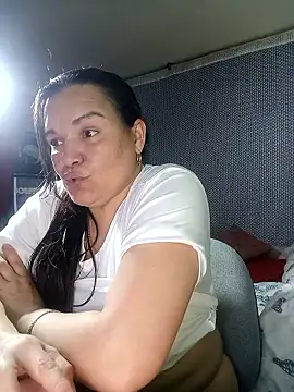 Zuleyka_69's Live XXX Chat