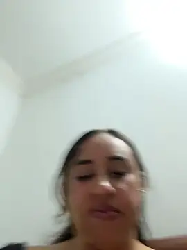 Eyssha Adlı Modelin Canlı XXX Sohbeti