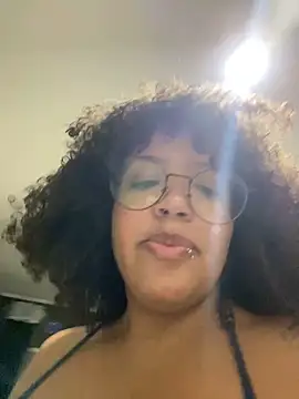 عرض كام 99_Lilith