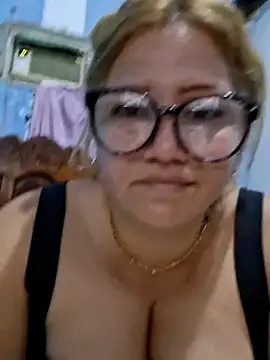 Carlotaazul Adlı Modelin Canlı XXX Sohbeti