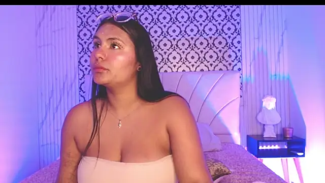 Tammara_BrmのライブXXXチャット