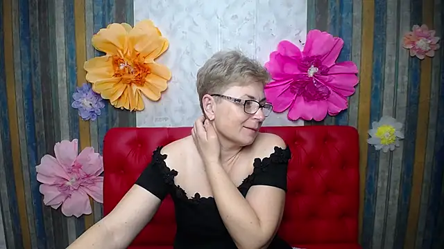 عرض كام EmiliaGree