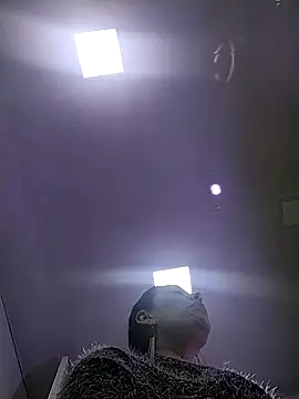 Chatroom XXX en direct de Shantey_Laurent