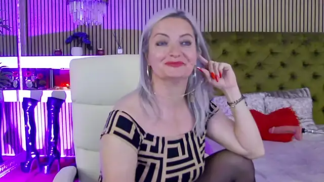 Онлайн чат XXX LadyTouch