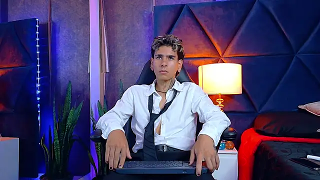 XXX chat uživo modela Bel_Sebu