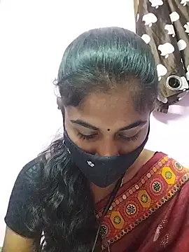 Tamil_Hot_RoyalQueen 웹캠 쇼