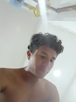 TwoMuchFun11's Webcam Show