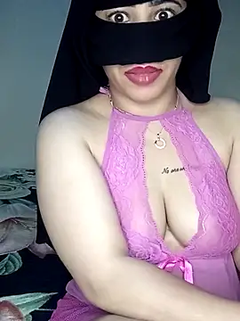 Zouzou_sexy Adlı Modelin Web Kamerası Şovu