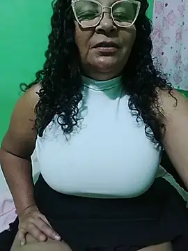 Amarantha25 live XXX chat