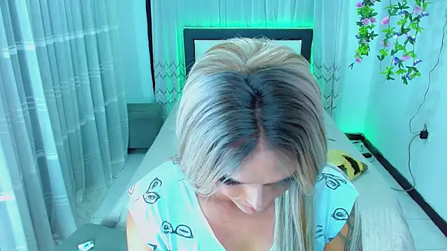 Онлайн чат XXX TaylorMon