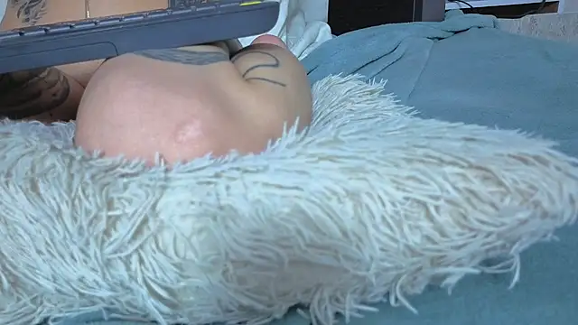 Emma_Foxi's Live XXX Chat