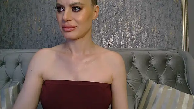 Chatroom XXX en direct de BlondieStar