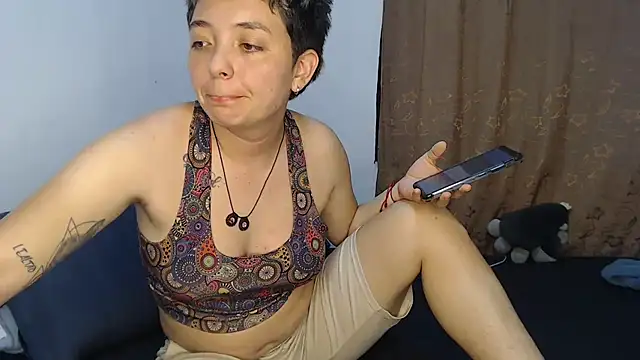 kathy_luisa: онлайн-секс-чат