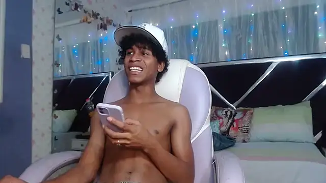 โชว์เว็บแคมของ Santy_bigcock_01