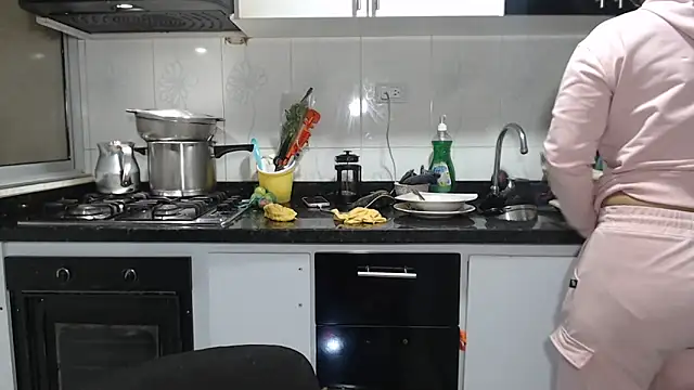 kateleyagreyのウェブカメラショー