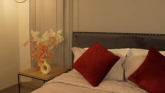 Онлайн чат XXX IrisBaker