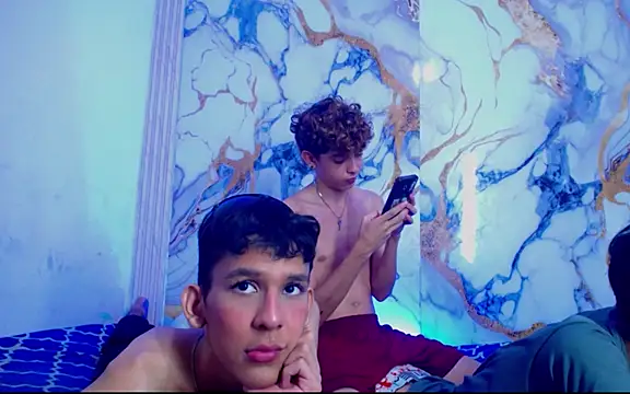 عرض كام Desire_Boys1