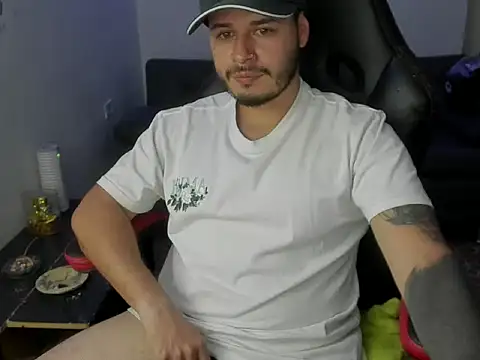 ragnar_lothbrok777 élő XXX-chatje