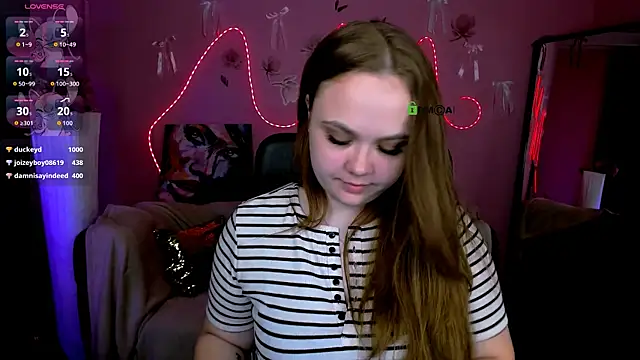 keri_ti's Live XXX Chat