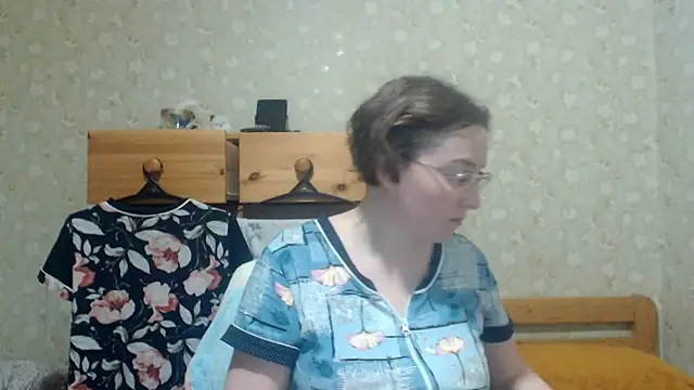 Smart_Rose's Live XXX Chat