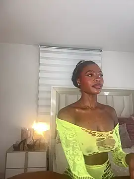 Ayra-starh Pertunjukan Webcam