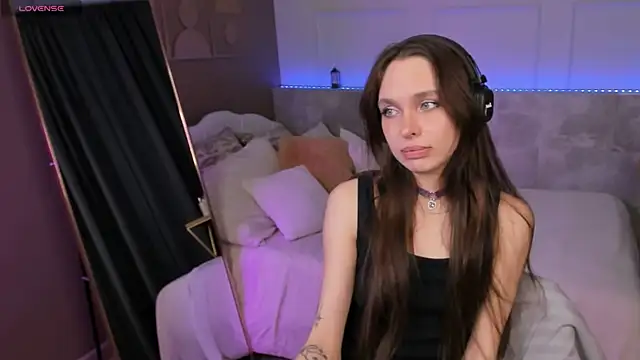 دردشة ChloeSunny الجنسية المباشرة