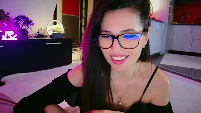 MissSmiley26's Live XXX Chat