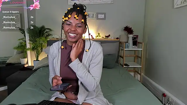 HotStellaaa's Live XXX Chat