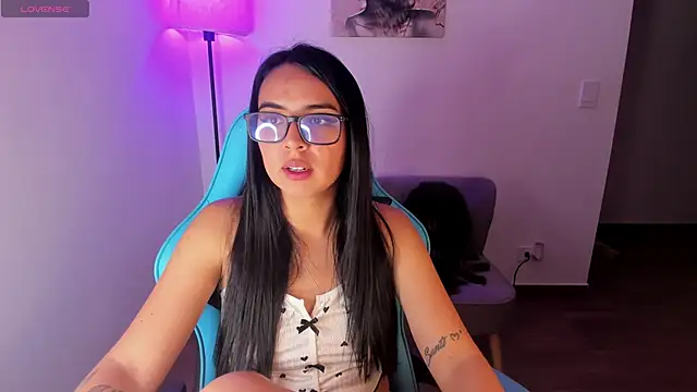 Sembang XXX Secara Langsung Nicole_Ss