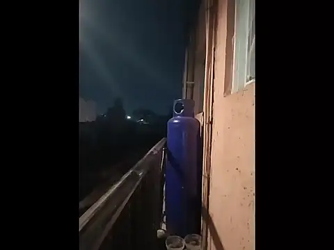 Chat +18 de papi_lover12 ao vivo