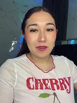 Chatroom XXX en direct de Sarah_Bloom