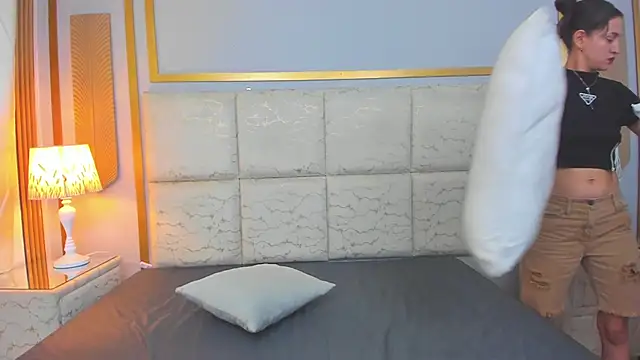 CharloteANDmaite's Live XXX Chat