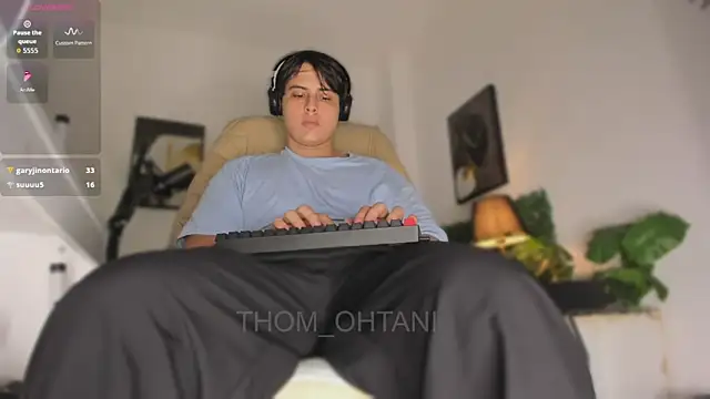 Webkamerová show Thom_Ohtani