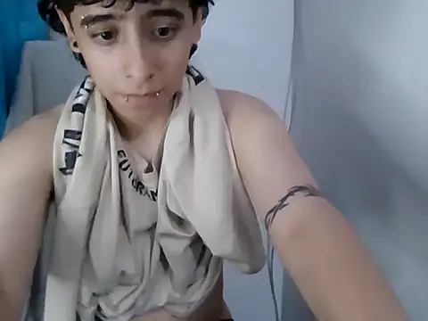 Pertunjukan Kamera Web LatinHeatX22