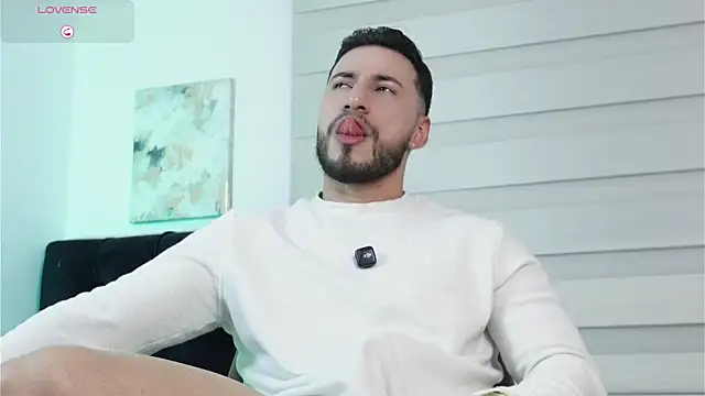 Thiago_Hill ওয়েবক্যাম শো