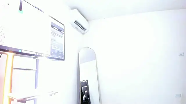 Chatroom XXX en direct de Sophiia88