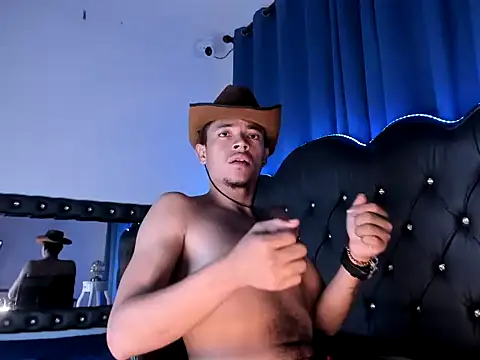 Matteo_Aspen webkamerás műsora