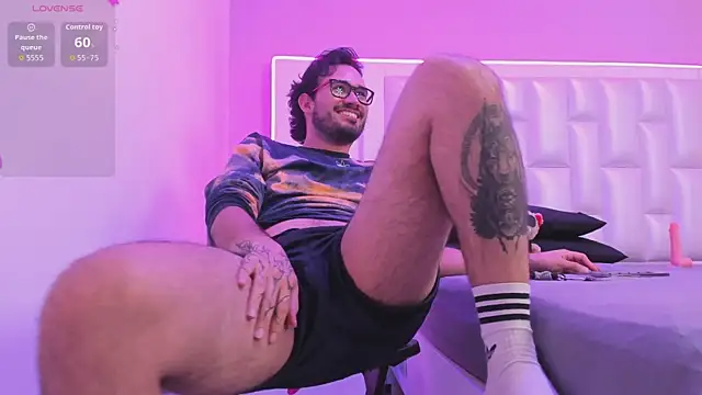 AdrianSith Webcam show