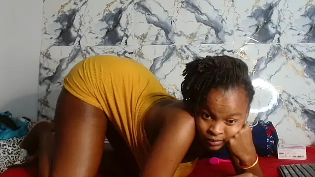 BlondQ2003 – Live XXX-chat